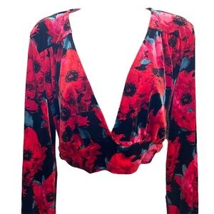 Bar III Velvet Floral Crop Top Red & Black, V-Neck, Long Sleeve, Women’s Size S